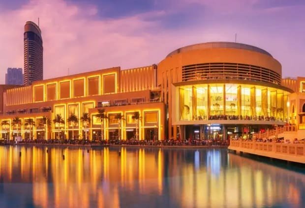 Discover Extravagance at Dubai Mall  A Shopper's Paradise