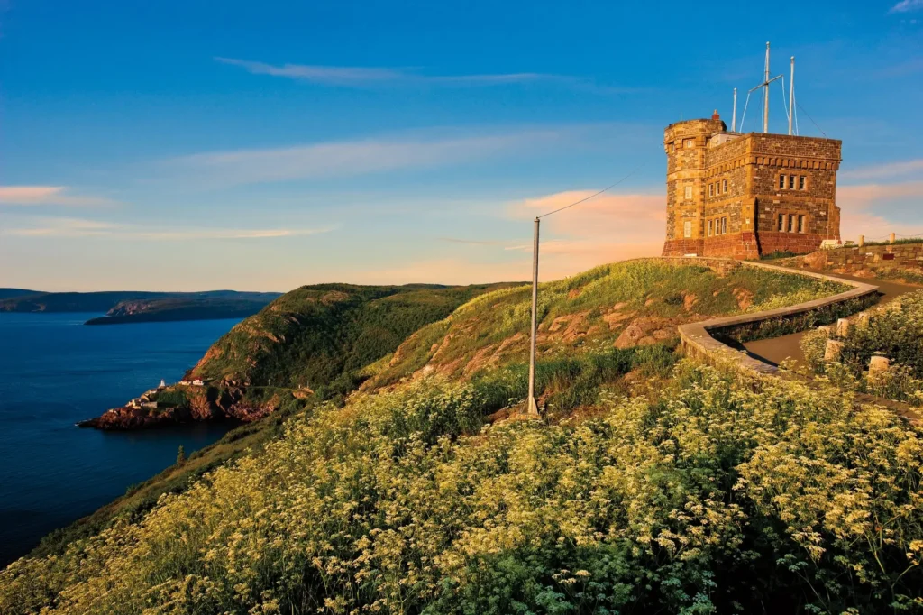 Signal Hill (Newfoundland and Labrador): Experience Historic