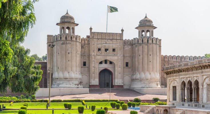 Lahore -Fort:- A -Jewel -in -Pakistan'-s History-