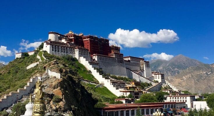 Potala -Palace-: A Spiritual- Marvel- in -Lhasa, -Tibet